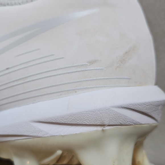 Nike Softball Cleats - Picture 9 of 14